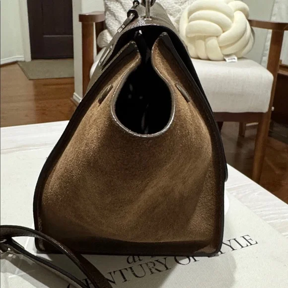 Celine Brown Shoulder Bag - Picture 4 of 11